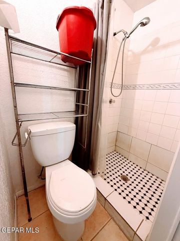 208 MECCA Drive, El Paso, TX 79907