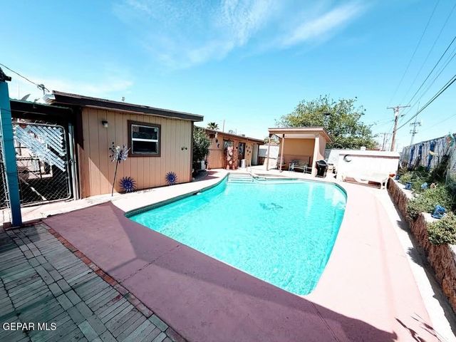 208 MECCA Drive, El Paso, TX 79907