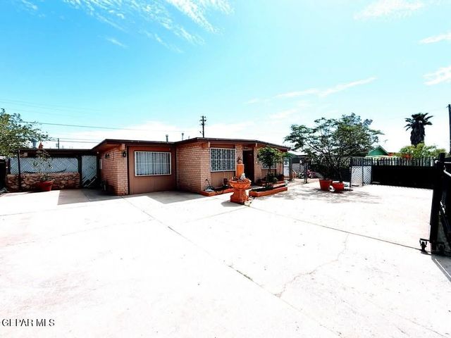 208 MECCA Drive, El Paso, TX 79907