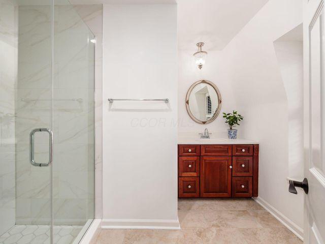 5065 Bayhill Drive, Powell, OH 43065