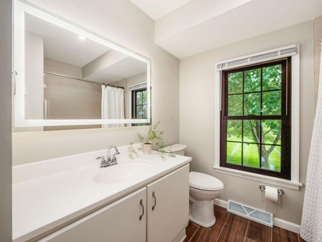 5065 Bayhill Drive, Powell, OH 43065