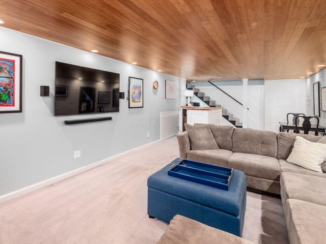 5065 Bayhill Drive, Powell, OH 43065
