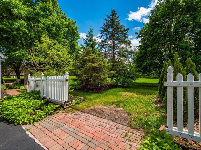 5065 Bayhill Drive, Powell, OH 43065