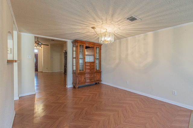 6813 Cheatham Drive, Watauga, TX 76148