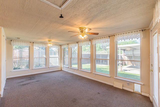 6813 Cheatham Drive, Watauga, TX 76148