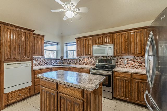 6813 Cheatham Drive, Watauga, TX 76148