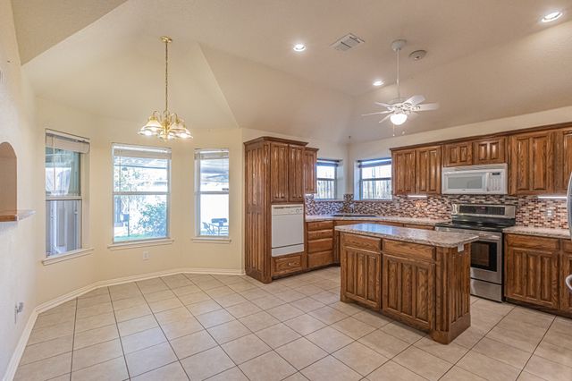 6813 Cheatham Drive, Watauga, TX 76148