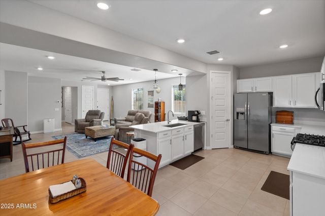 24294 N 166TH Avenue, Surprise, AZ 85387