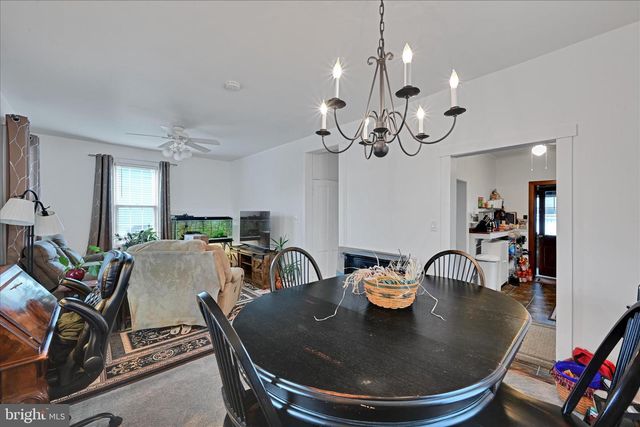 128 S BARBARA ST, Mount Joy, PA 17552