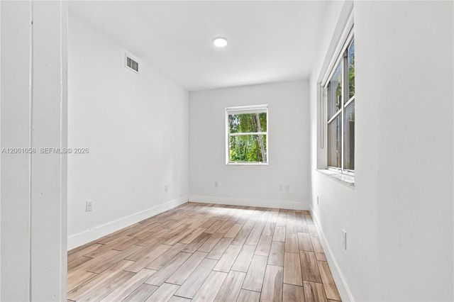 1000 7th Street 4, Miami Beach, FL 33139
