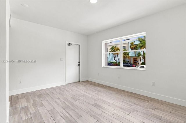 1000 7th Street 4, Miami Beach, FL 33139