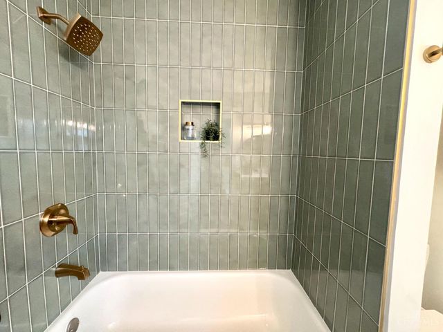 1600 Brewster Avenue, Cincinnati, OH 45207