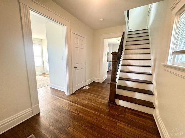1600 Brewster Avenue, Cincinnati, OH 45207