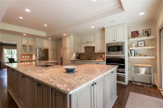1043 Robin Lane NE, Atlanta, GA 30306