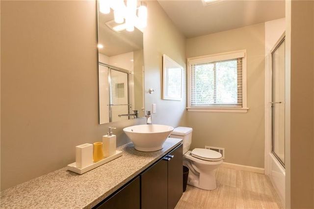 1043 Robin Lane NE, Atlanta, GA 30306