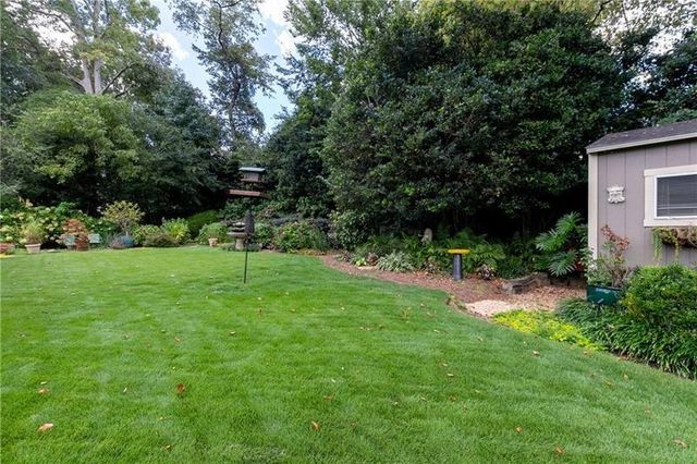 1043 Robin Lane NE, Atlanta, GA 30306