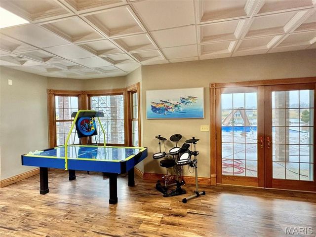 5500 Hidden Valley, Hannibal, MO 63401