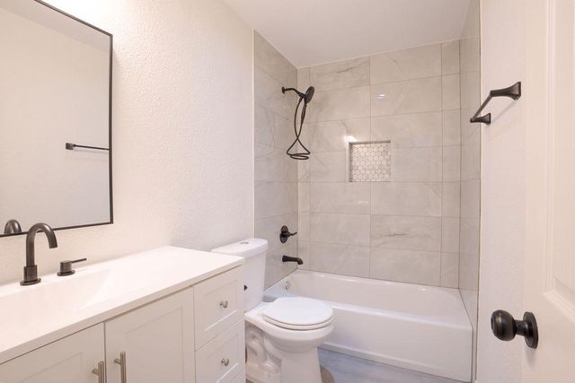 833 NW 115th Street, Oklahoma City, OK 73114