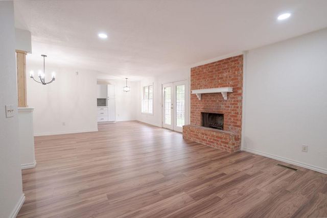 833 NW 115th Street, Oklahoma City, OK 73114