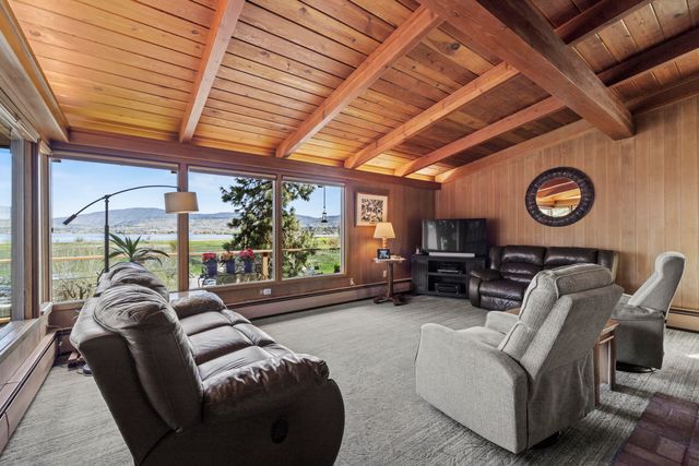 1215 Lakeshore Drive, Klamath Falls, OR 97601