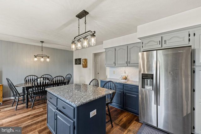 111 DEERFIELD ESTATES DR, Stanley, VA 22851