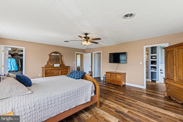 111 DEERFIELD ESTATES DR, Stanley, VA 22851