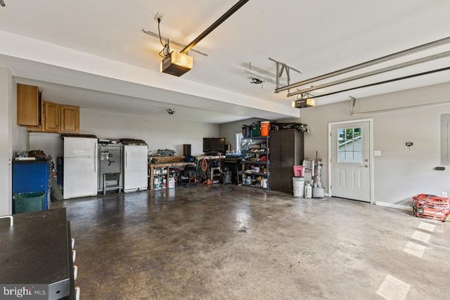 111 DEERFIELD ESTATES DR, Stanley, VA 22851