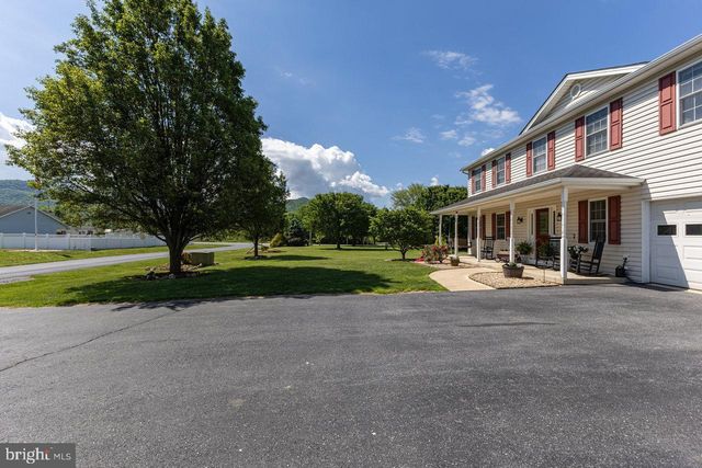111 DEERFIELD ESTATES DR, Stanley, VA 22851