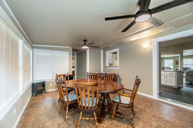 2425 Megan Drive, Fayetteville, AR 72703
