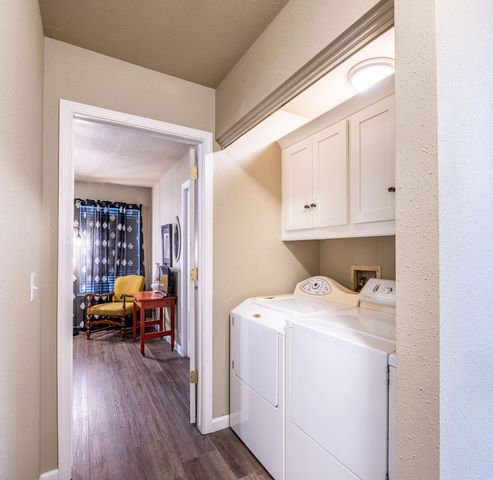 2425 Megan Drive, Fayetteville, AR 72703