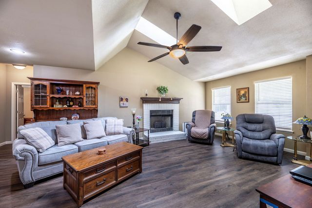 2425 Megan Drive, Fayetteville, AR 72703