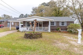 117 White Oak Court, Prattville, AL 36067