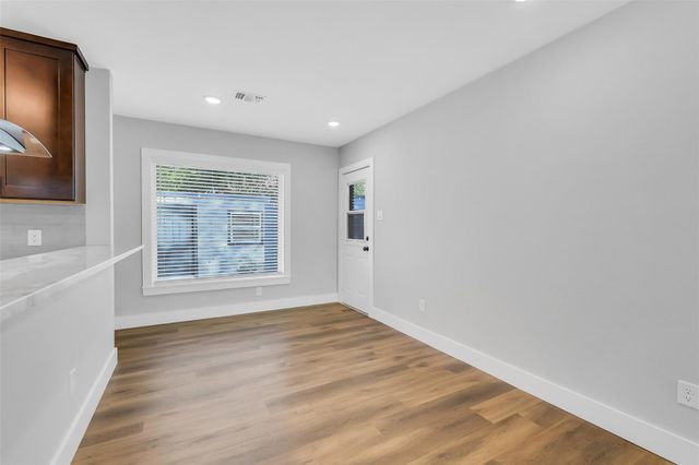 1403 S Chappell Hill Street, Brenham, TX 77833