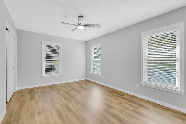 1403 S Chappell Hill Street, Brenham, TX 77833