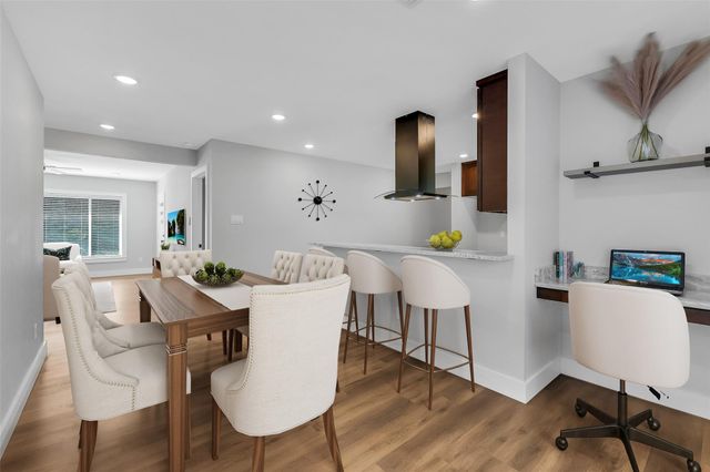 1403 S Chappell Hill Street, Brenham, TX 77833