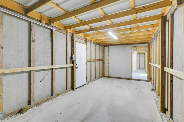 1403 S Chappell Hill Street, Brenham, TX 77833