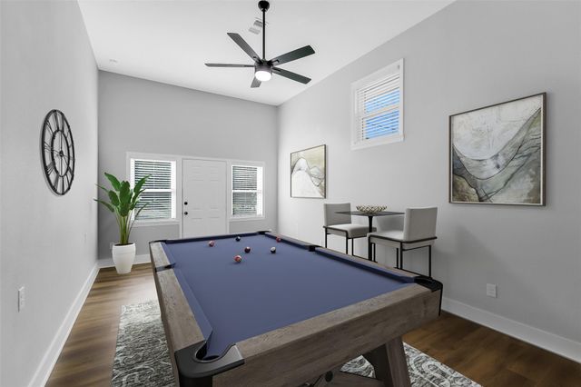 1403 S Chappell Hill Street, Brenham, TX 77833