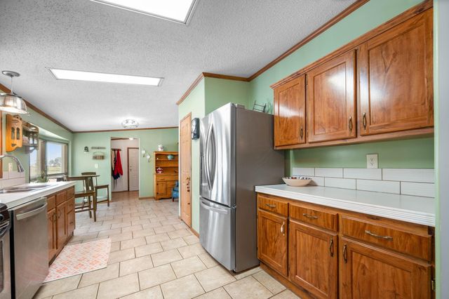 1201 SW 100th St, Augusta, KS 67010