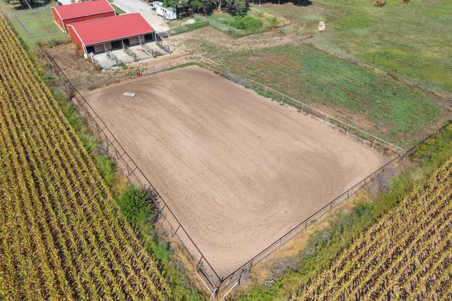 1201 SW 100th St, Augusta, KS 67010