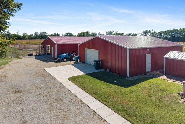 1201 SW 100th St, Augusta, KS 67010