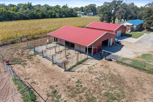 1201 SW 100th St, Augusta, KS 67010