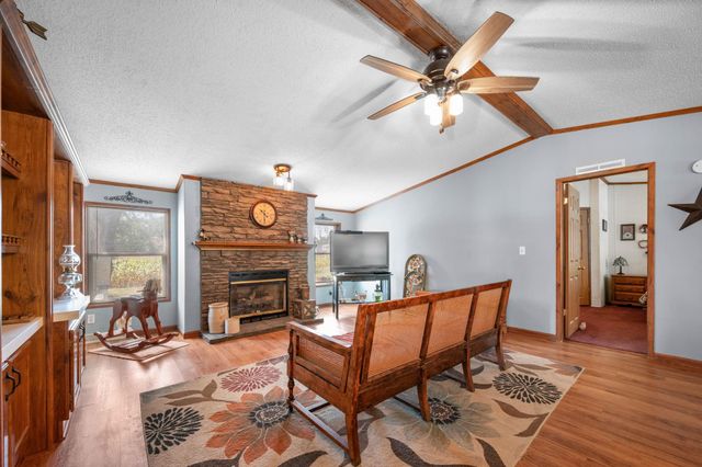 1201 SW 100th St, Augusta, KS 67010