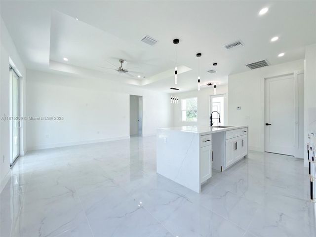 1416 W DESOTO AVE, Lehigh Acres, FL 33972