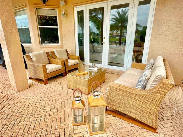 6489 Marbletree Lane, Lake Worth, FL 33467