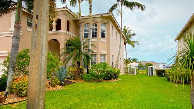 6489 Marbletree Lane, Lake Worth, FL 33467