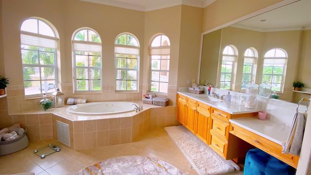 6489 Marbletree Lane, Lake Worth, FL 33467