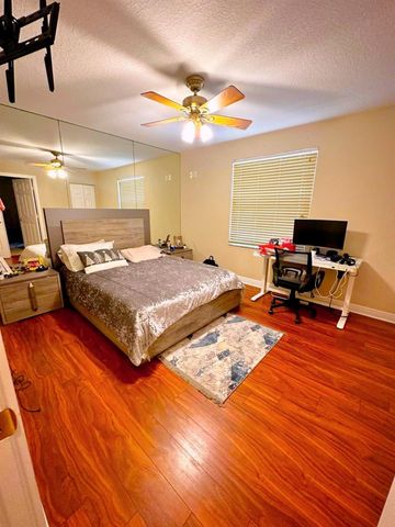 6489 Marbletree Lane, Lake Worth, FL 33467