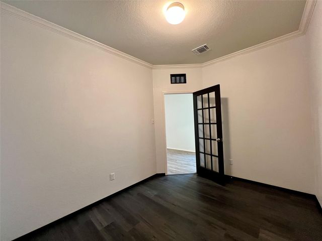 220 Pepperbark LOOP, Buda, TX 78610