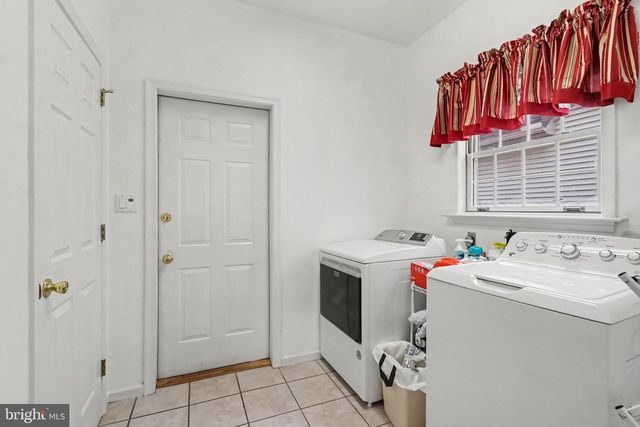 525 WATERSIDE CIR, Lebanon, PA 17042