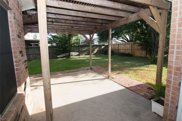 310 Cheddington Drive, Katy, TX 77450